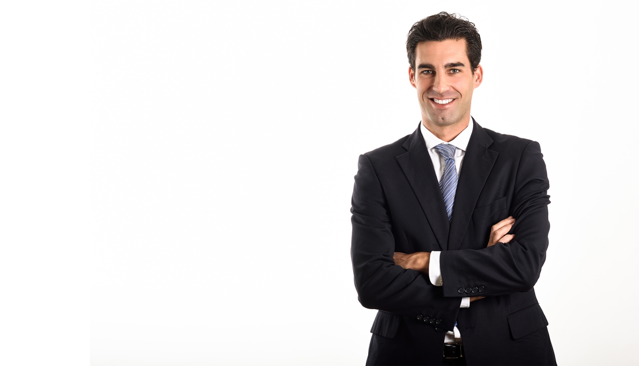 Ahmet AHMETOĞLU Kimdir?